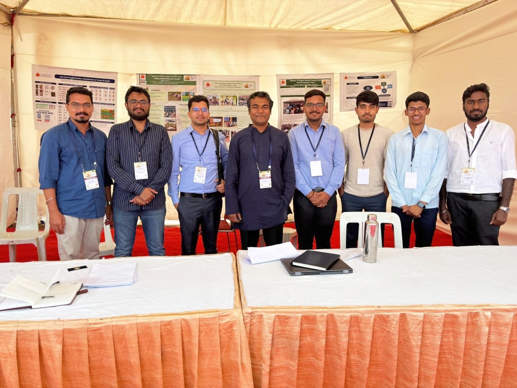 Pushpendra (second from right) and his team developed an e-commerce platform for farmers called Mandi Hub using funds from the BUILD program. They showcased the project in a regional farmer’s summit in Medak with help from the Rural Development Cell at IIT Hyderabad. Image: Pushpendra
