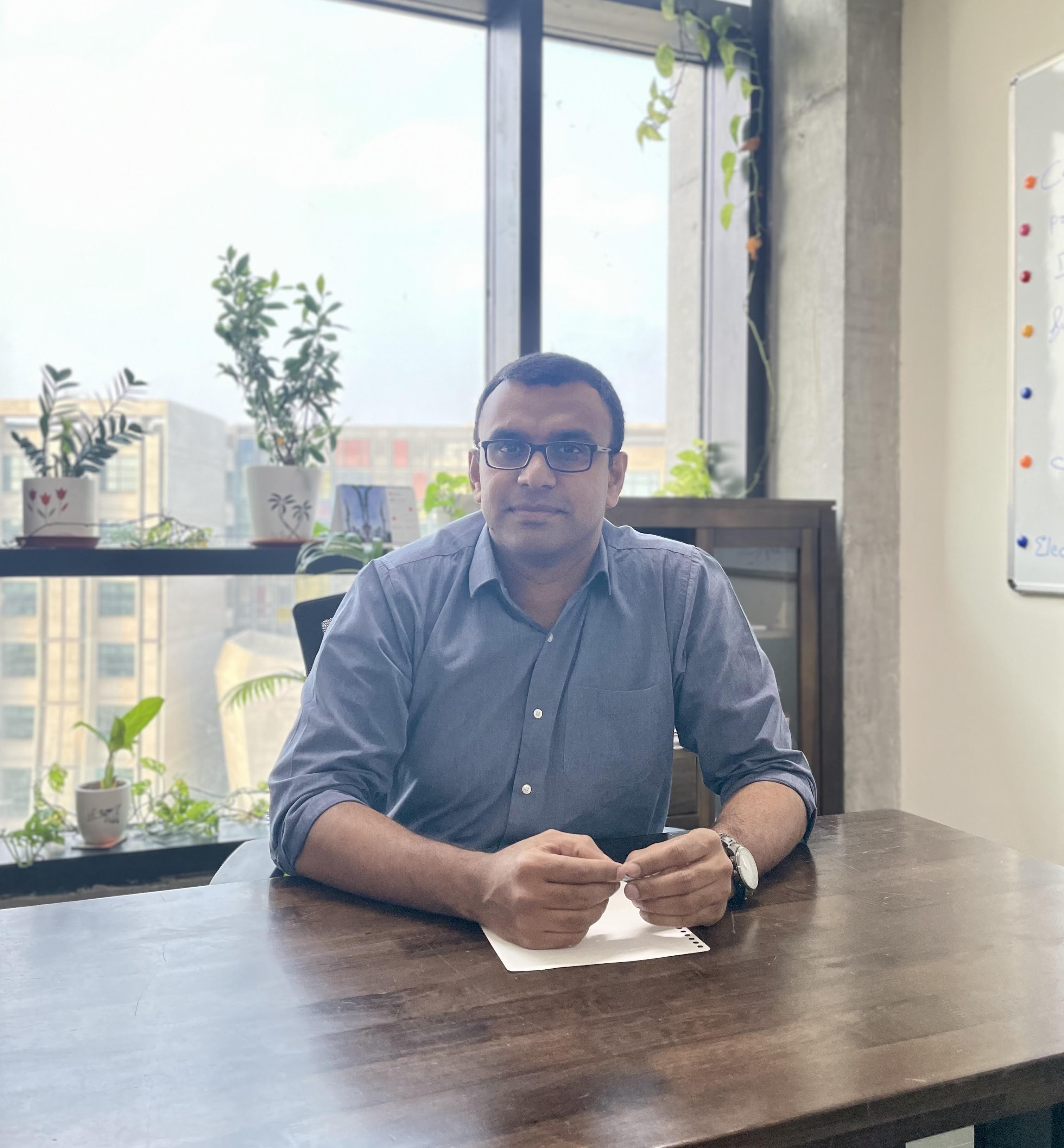 Dr Deepu Babu leads the Nanoporous Materials lab, where, among other materials, they are exploring the use of metal-organic frameworks in challenging separation problems, carbon capture, water harvesting, and toxin removal.